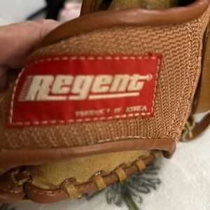 •   Regent baseball glove vintage 
   •   Pro-Lock Web / PRO-LOCK WEB
